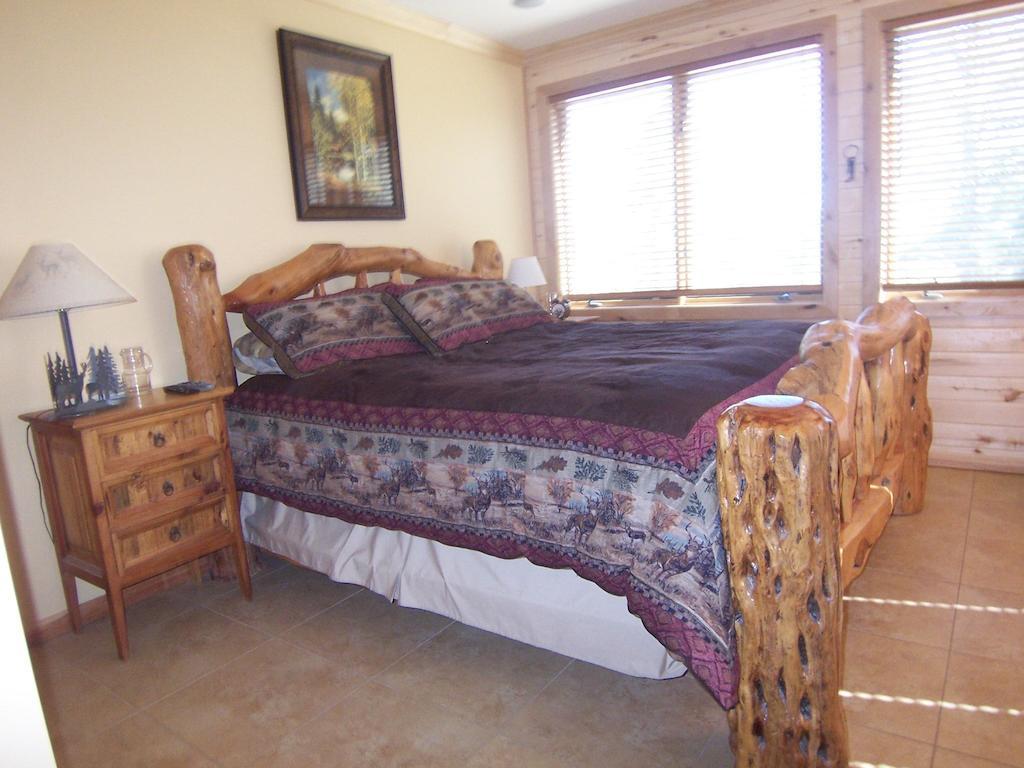 פגוסה ספרינגס Elktrace Bed And Breakfast מראה חיצוני תמונה