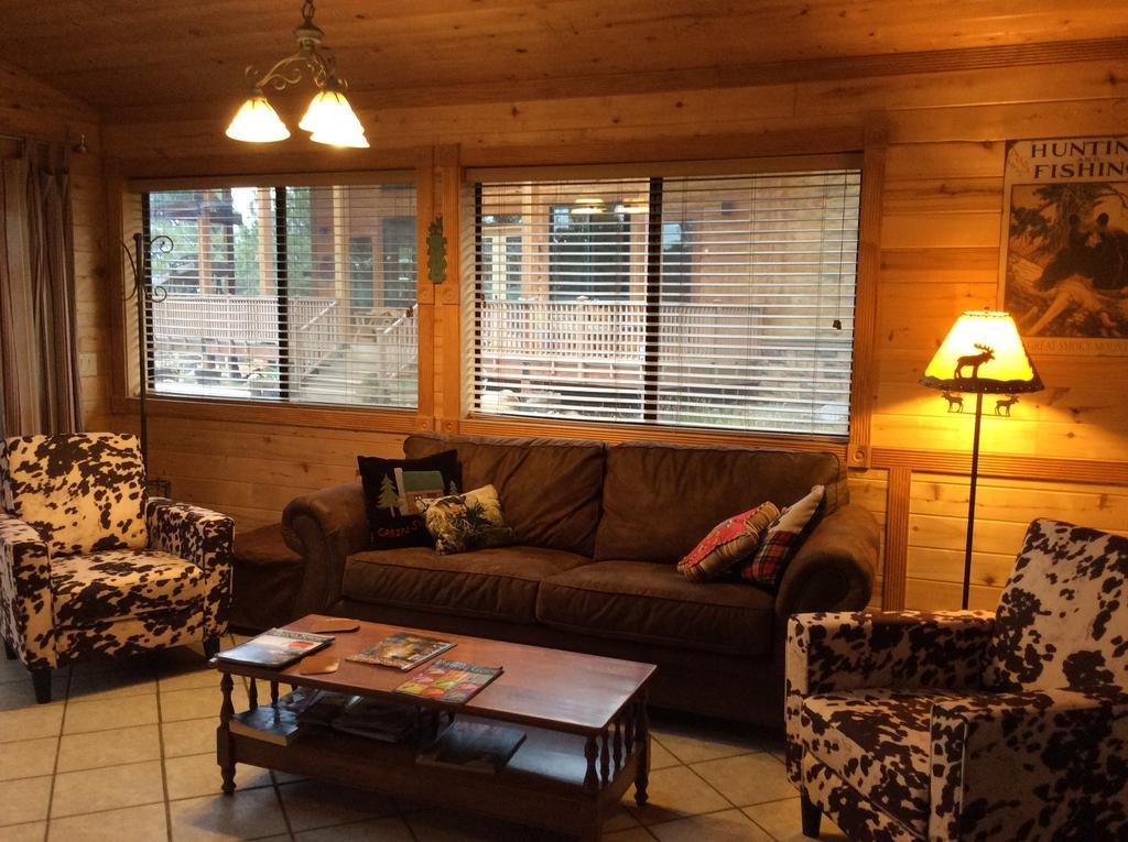 פגוסה ספרינגס Elktrace Bed And Breakfast מראה חיצוני תמונה