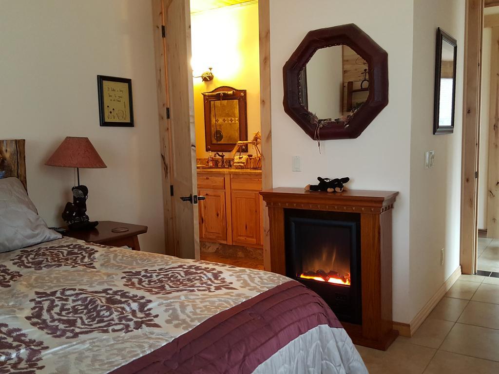 פגוסה ספרינגס Elktrace Bed And Breakfast מראה חיצוני תמונה
