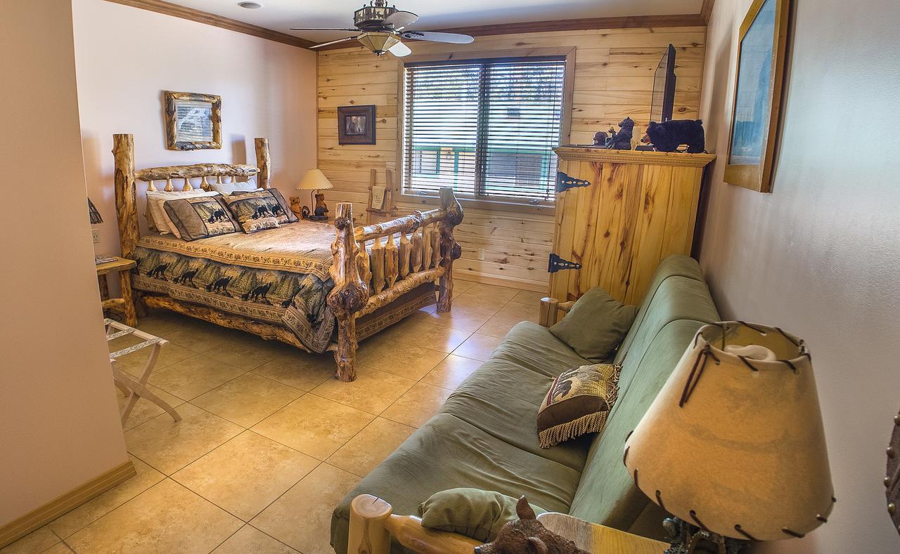 פגוסה ספרינגס Elktrace Bed And Breakfast מראה חיצוני תמונה
