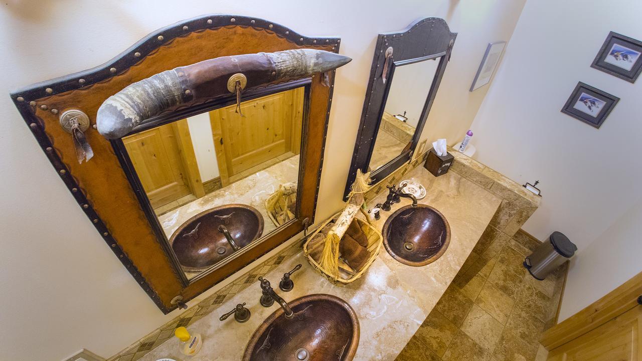 פגוסה ספרינגס Elktrace Bed And Breakfast מראה חיצוני תמונה