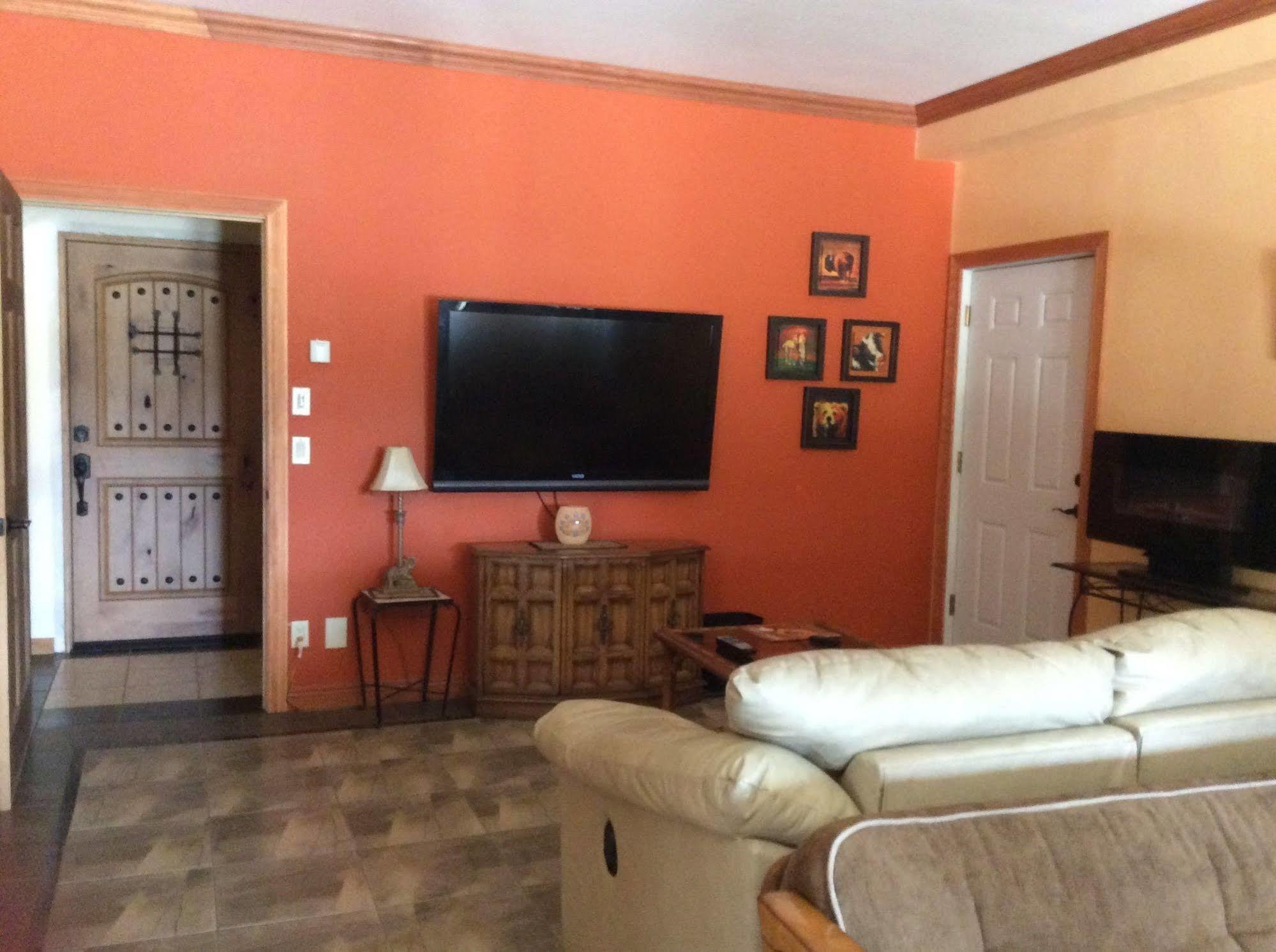 פגוסה ספרינגס Elktrace Bed And Breakfast מראה חיצוני תמונה